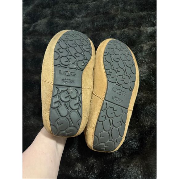 UGG ASCOT CHESTNUT SUEDE SHEEPSKIN SLIPPERS MOCCASINS SHOES SIZE 10 EEE